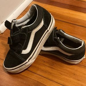 Kids Velcro vans skate shoe size 12